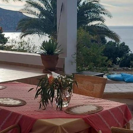 Tranquil Villa With Sea View In Ammopi Karpathos Amoopi Esterno foto