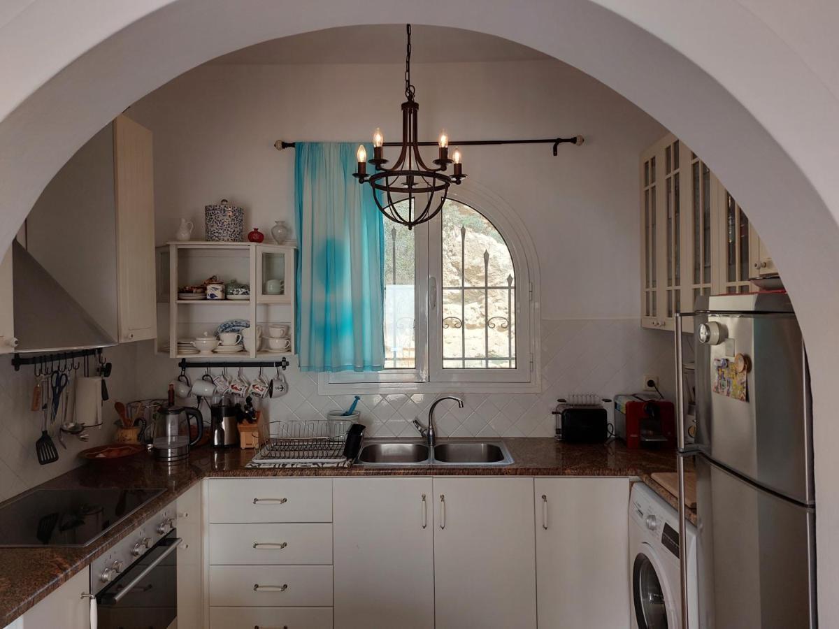 Tranquil Villa With Sea View In Ammopi Karpathos Amoopi Esterno foto
